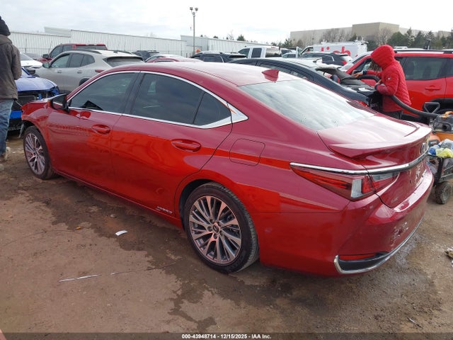 Продажа на аукционе авто 2019 Lexus Es 300h, vin: 58AB21B16KU002690, номер лота: 43948714