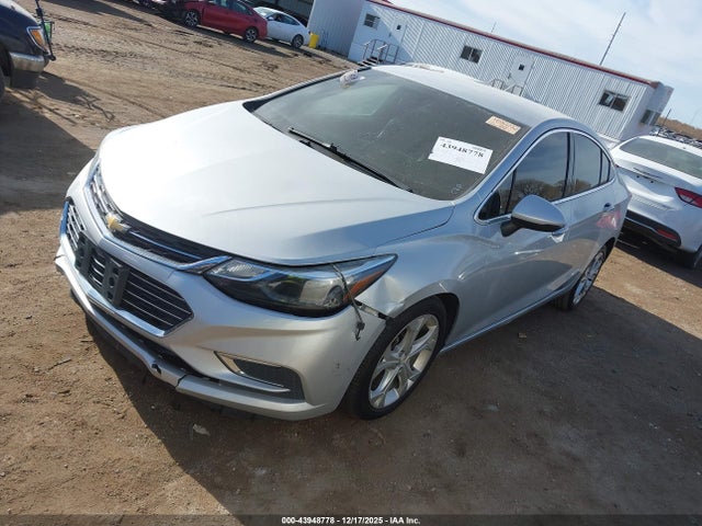 43948778 :رقم المزاد ، 1G1BF5SMXH7137365 vin ، 2017 Chevrolet Cruze Premier Auto مزاد بيع