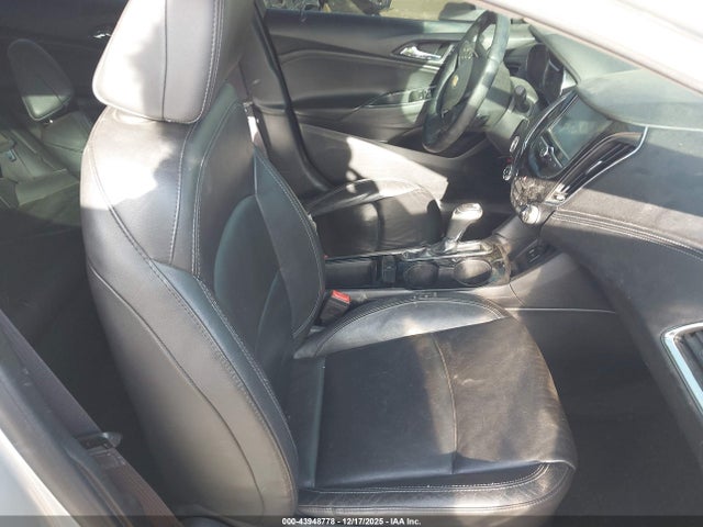 43948778 :رقم المزاد ، 1G1BF5SMXH7137365 vin ، 2017 Chevrolet Cruze Premier Auto مزاد بيع