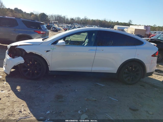 5YJXCBE20HF034822 Tesla Model X 100d/75d/90d