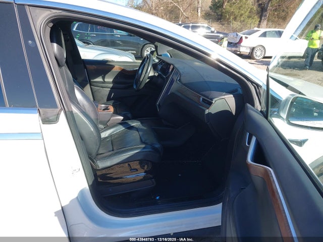 5YJXCBE20HF034822 Tesla Model X 100d/75d/90d