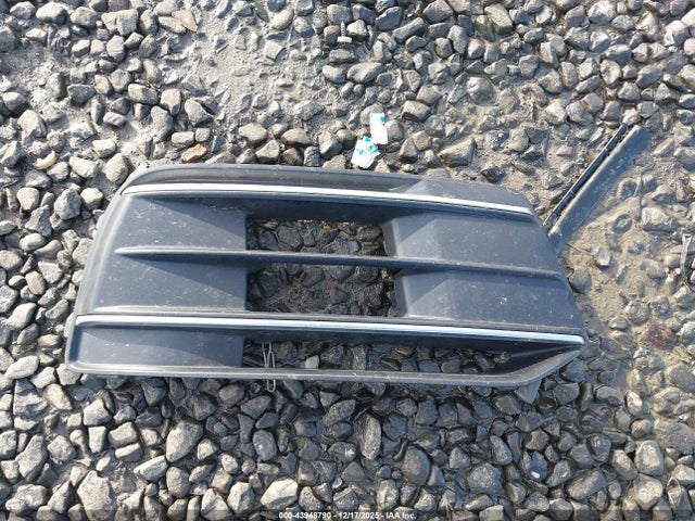 WA1ANAFY3K2037652 Audi Q5 45 Premium