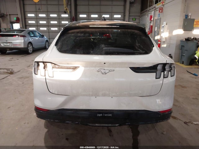 Ford Mustang Mach-e Premium 2022 3FMTK3SS2NMA24887 Image 17