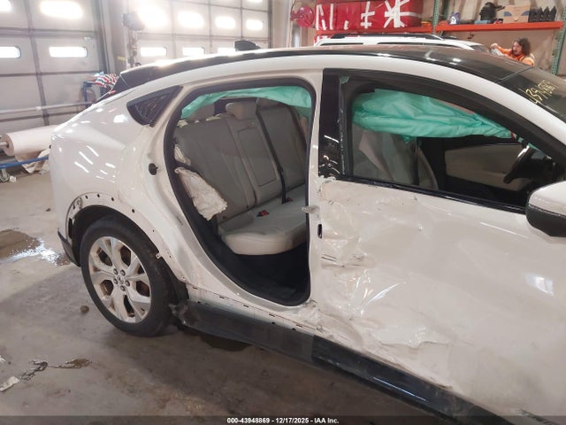 2022 FORD MUSTANG MACH-E 3FMTK3SS2NMA24887 Photo 5