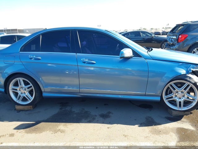 Продажа на аукционе авто 2011 Mercedes-benz C 300 Sport, vin: WDDGF5EB8BA454469, номер лота: 43948934