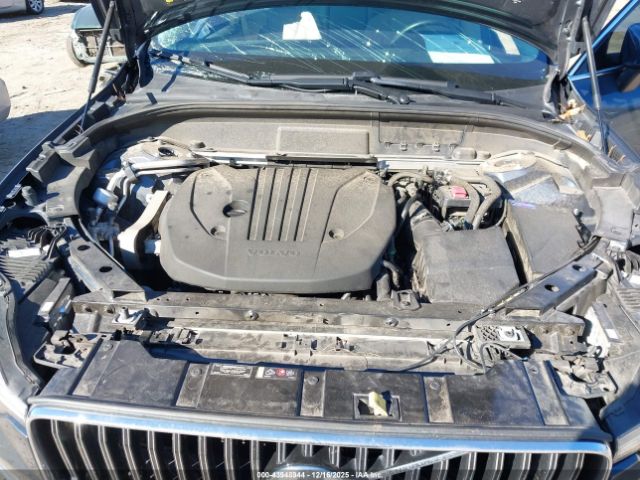 2023 VOLVO XC60 YV4L12DN4P1254968 Photo 9