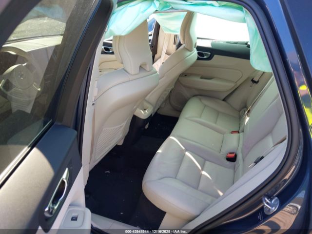 2023 VOLVO XC60 YV4L12DN4P1254968 Photo 7