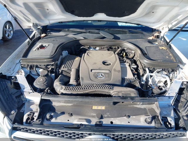 2019 Mercedes-benz Glc 300 4matic მანქანა იყიდება აუქციონზე, vin: WDC0G4KB8KF662095, აუქციონის ნომერი: 43948950