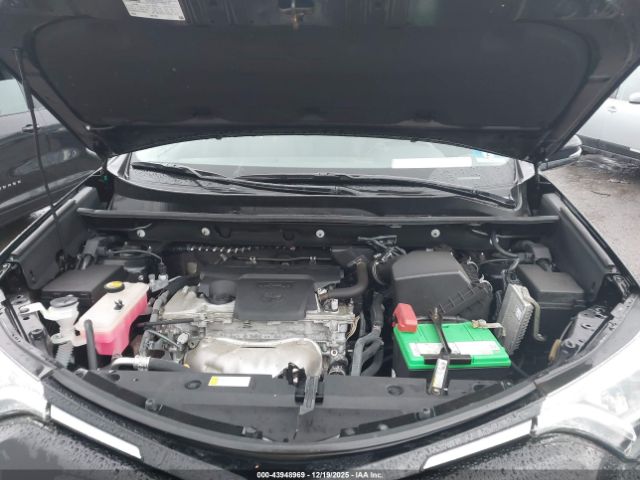 2018 TOYOTA RAV4 2T3DFREV3JW819428 Photo 9