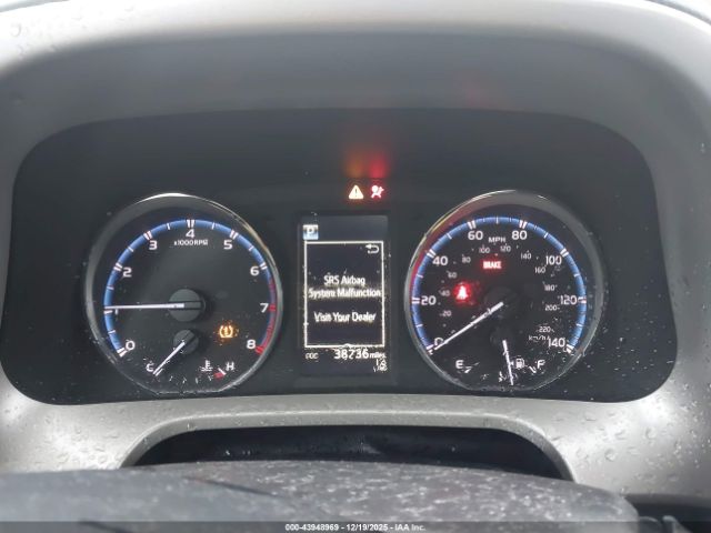 2018 TOYOTA RAV4 2T3DFREV3JW819428 Photo 6