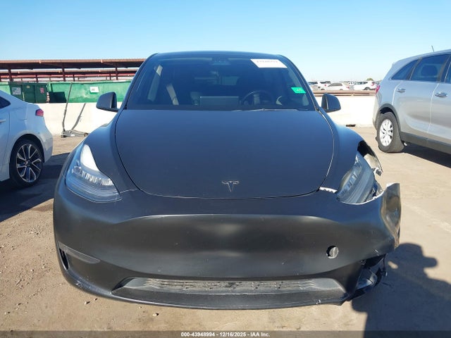 5YJYGAED8MF142717 Tesla Model Y Performance Dual Motor All-wheel Drive/standard Range Rear-wheel Drive