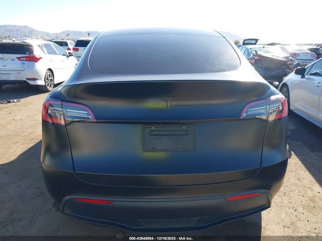 5YJYGAED8MF142717 Tesla Model Y Performance Dual Motor All-wheel Drive/standard Range Rear-wheel Drive