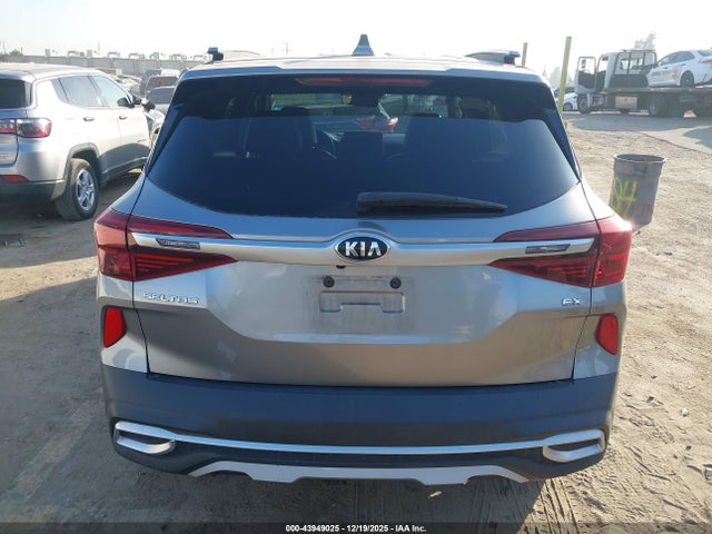 43949025 :رقم المزاد ، KNDERCAA0M7126876 vin ، 2021 Kia Seltos Ex مزاد بيع