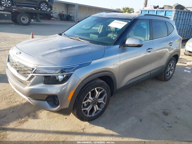 43949025 :رقم المزاد ، KNDERCAA0M7126876 vin ، 2021 Kia Seltos Ex مزاد بيع