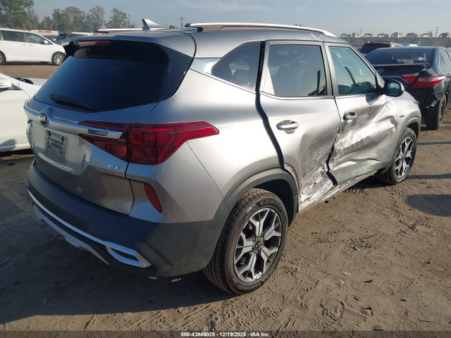 43949025 :رقم المزاد ، KNDERCAA0M7126876 vin ، 2021 Kia Seltos Ex مزاد بيع