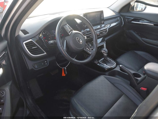 43949025 :رقم المزاد ، KNDERCAA0M7126876 vin ، 2021 Kia Seltos Ex مزاد بيع