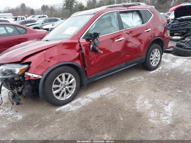 5N1AT2MV0JC843527 Nissan ROGUE SV