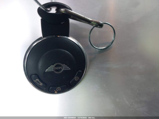 2009 MINI COOPER WMWMR33549TU96736 Photo 10