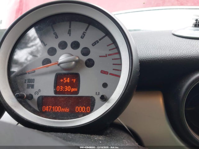 2009 MINI COOPER WMWMR33549TU96736 Photo 6