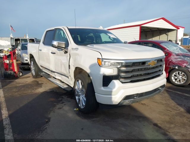 2022 CHEVROLET SILVERADO 1500 1GCUDJET8NZ629362