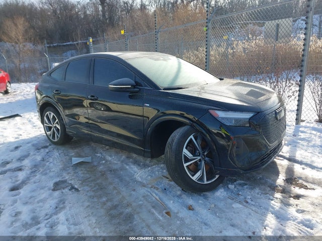 2023 AUDI Q4 SPORTBACK E-TRON WA132BFZ6PP037736 Photo 0