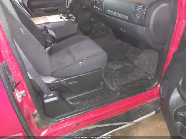 2011 CHEVROLET SILVERADO 1500 1GCRKSE36BZ135675 Photo 4