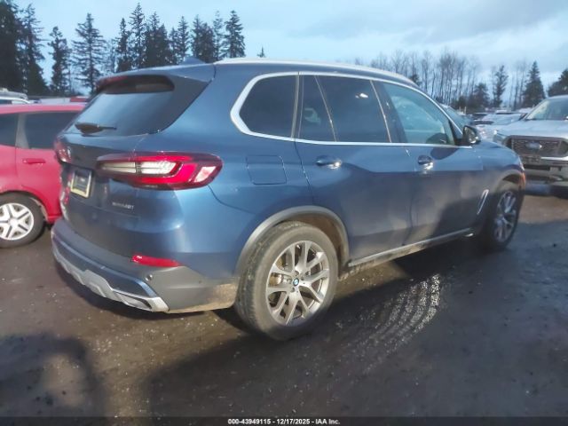 2022 BMW X5 5UXCR6C01N9N43182 Photo 3