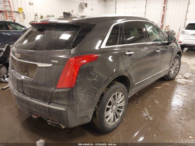 2017 CADILLAC XT5 1GYKNDRS5HZ112302 Photo 3