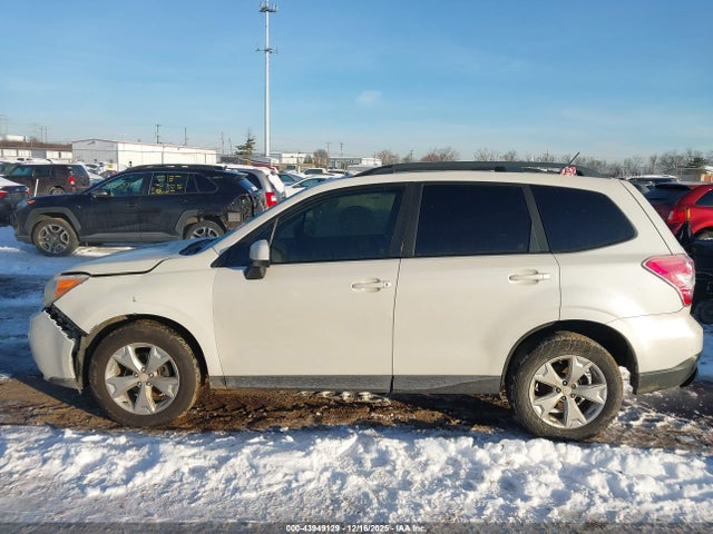 Продажа на аукционе авто 2015 Subaru Forester 2.5i Premium, vin: JF2SJADC6FH549777, номер лота: 43949129