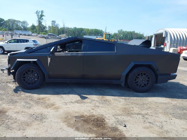 Aukcja sprzedaży 2024 Tesla Cybertruck All-wheel Drive, vin: 7G2CEHEDXRA027241, numer aukcji: 43949157