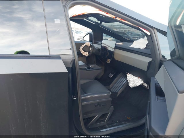 Aukcja sprzedaży 2024 Tesla Cybertruck All-wheel Drive, vin: 7G2CEHEDXRA027241, numer aukcji: 43949157