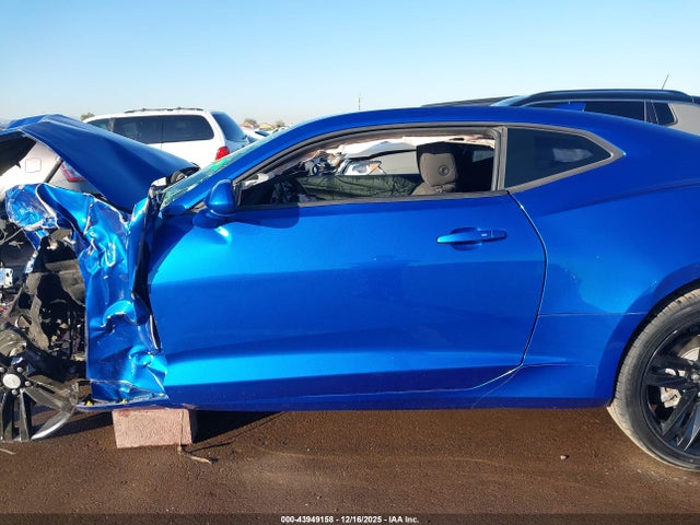 1G1FB1RS5H0160586 Chevrolet Camaro 1lt