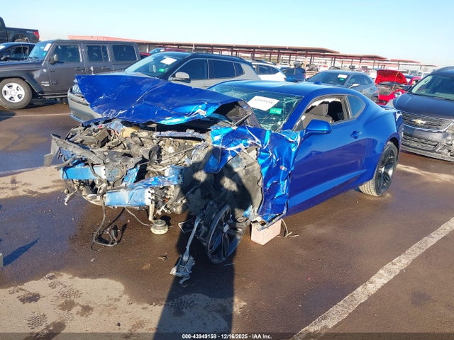 2017 CHEVROLET CAMARO 1G1FB1RS5H0160586 Photo 1