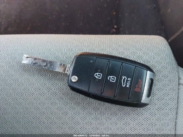 2018 KIA OPTIMA 5XXGT4L35JG179302 Photo 10