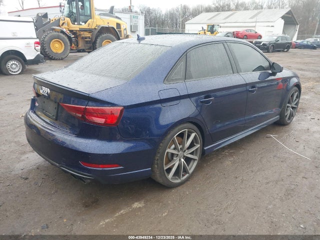 2018 AUDI S3 WAUB1GFF5J1027827 Photo 3