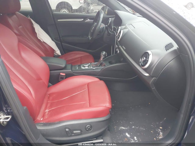 2018 AUDI S3 WAUB1GFF5J1027827 Photo 4