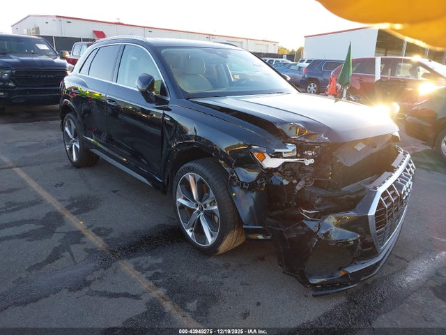 2021 AUDI Q3 WA1EECF3XM1145180 Photo 0