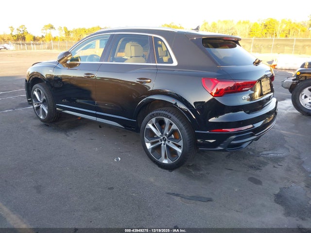 2021 AUDI Q3 WA1EECF3XM1145180 Photo 2