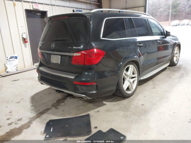 2015 MERCEDES-BENZ GL 550 4JGDF7DE6FA456548 Photo 3