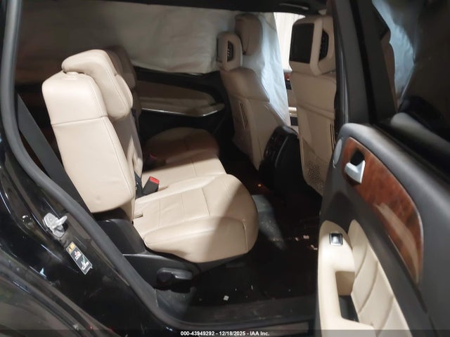 2015 MERCEDES-BENZ GL 550 4JGDF7DE6FA456548 Photo 7