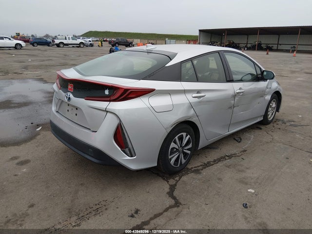 Toyota Prius Prime Premium 2017 JTDKARFP3H3041280 Image 20