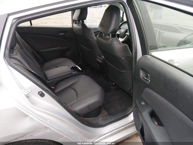 Toyota Prius Prime Premium 2017 JTDKARFP3H3041280 Image 24