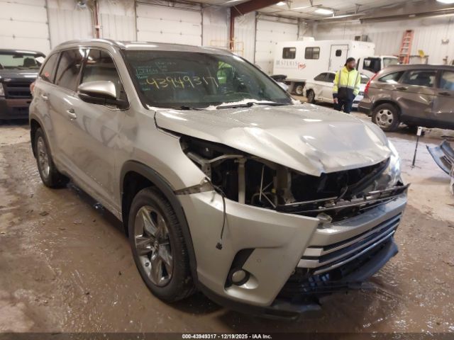 2017 TOYOTA HIGHLANDER 5TDDZRFH7HS399216