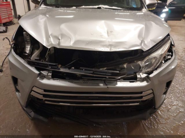 2017 TOYOTA HIGHLANDER 5TDDZRFH7HS399216 Photo 5