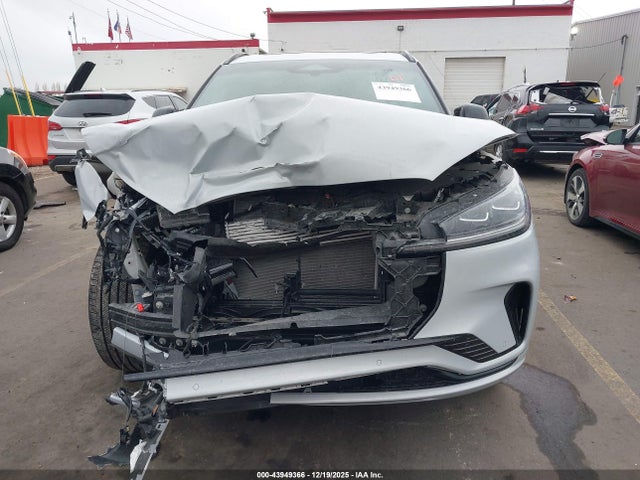 Lincoln Aviator Reserve 2025 5LM5J7XC2SGL17504 Image 11