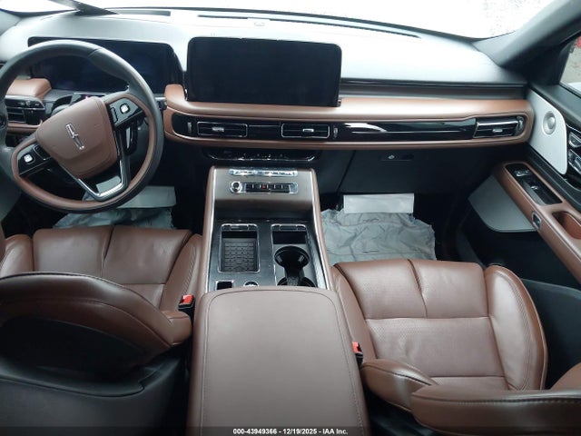 Lincoln Aviator Reserve 2025 5LM5J7XC2SGL17504 Image 5