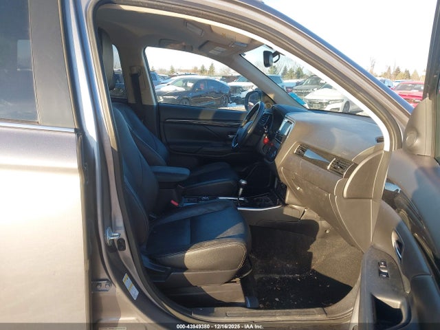 2018 MITSUBISHI OUTLANDER JA4AZ3A3XJJ001683 Photo 4
