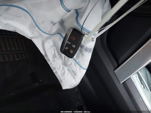 Продажа на аукционе авто 2017 Land Rover Discovery Sport Se, vin: SALCP2BG0HH698646, номер лота: 43949400