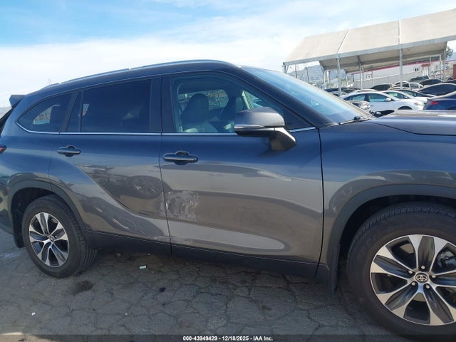 Toyota Highlander Hybrid Xle 2023 5TDKARAH2PS522487 Image 13
