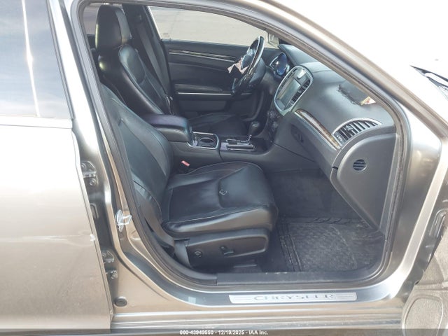 2011 CHRYSLER 300C 2C3CA6CT8BH522039 Photo 4